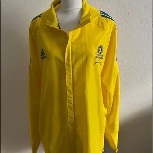 NWT Yellow Adidas 2013 Boston Marathon Windbreaker Jacket - Size Large
